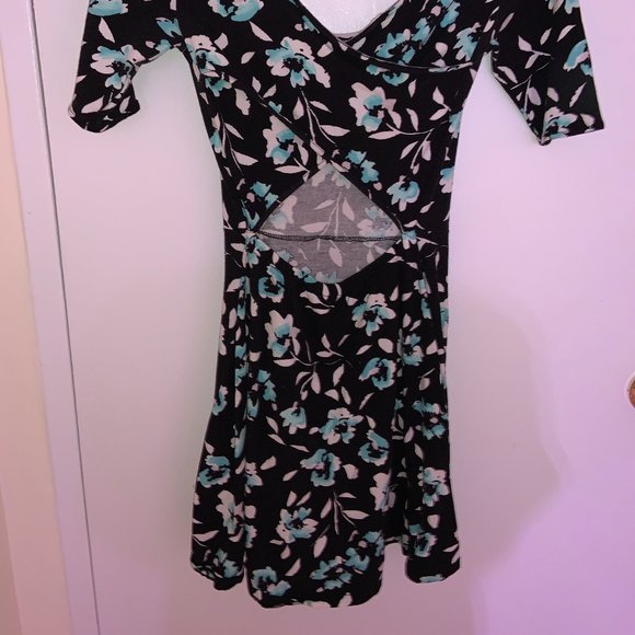 Floral Short Sleeve Skater Dress - Picture 2 of 2